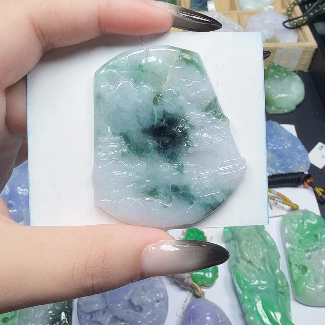 翡翠未镶嵌颈饰翡翠