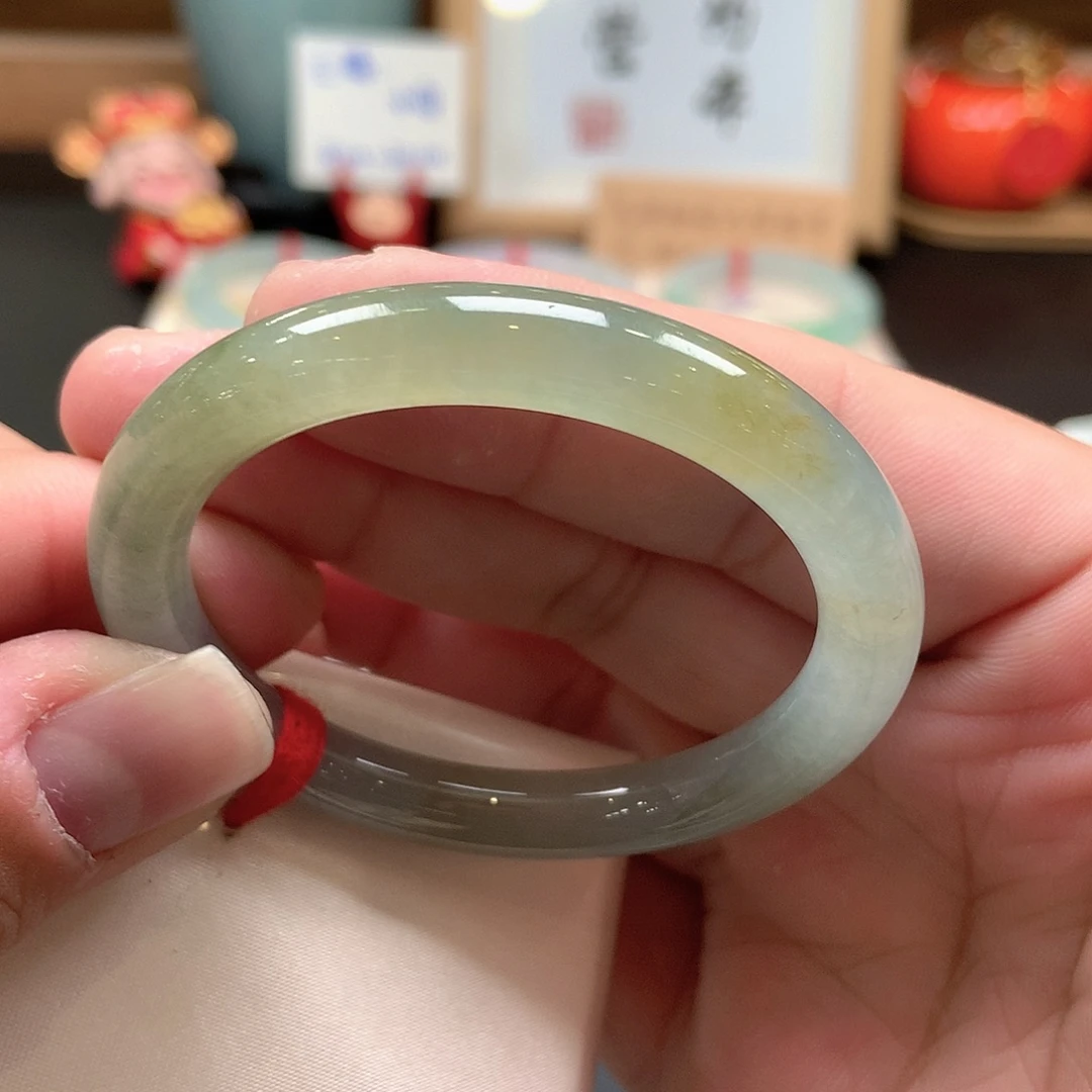 翡翠未镶嵌手镯125号