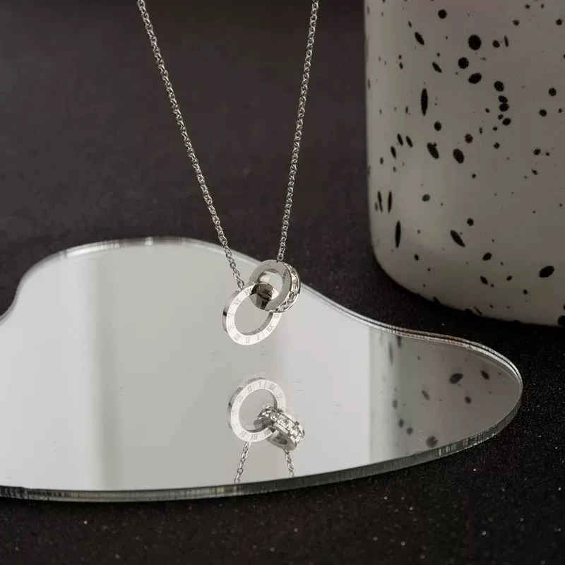 简约罗马双环项链女ins小众设计高级感锁骨链钛钢
