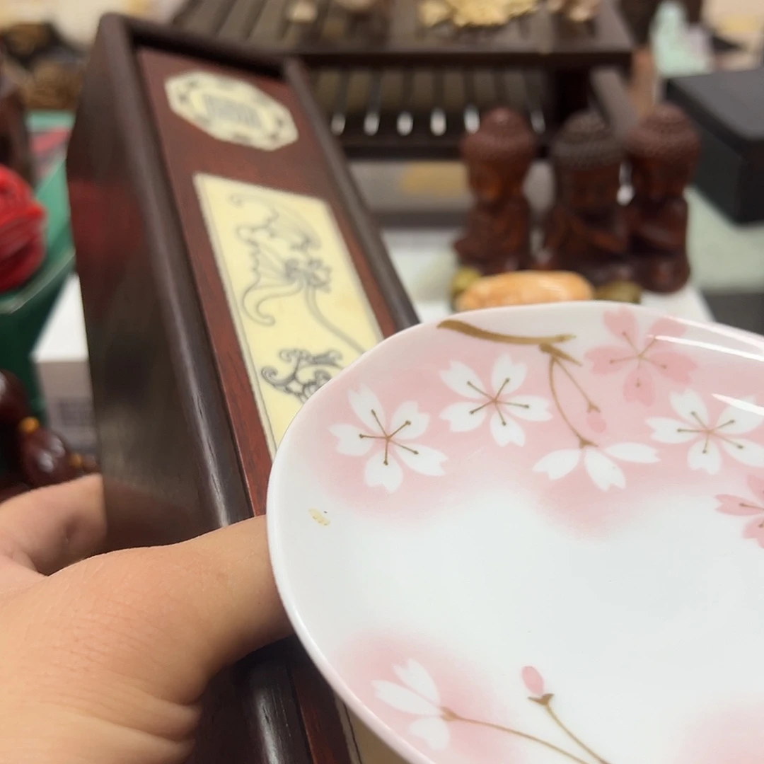 瓷片瓷器瓷器中还是