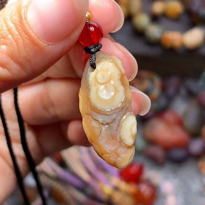 玛瑙/玉髓未镶嵌珠宝半成品