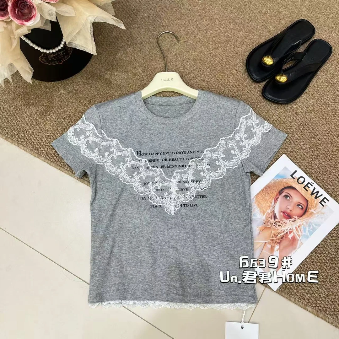 君君家【拼蕾丝】6639夏季圆领字母拼接蕾丝百搭短袖上衣