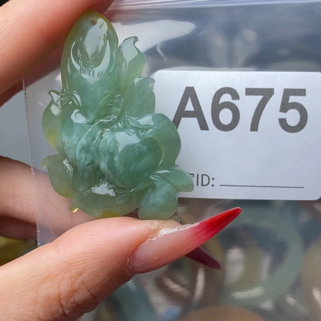 蛇纹石玉未镶嵌纯天然岫玉