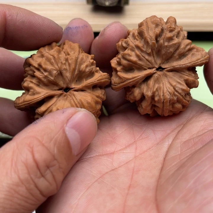 文玩核桃吊坠文玩核桃链接专属57