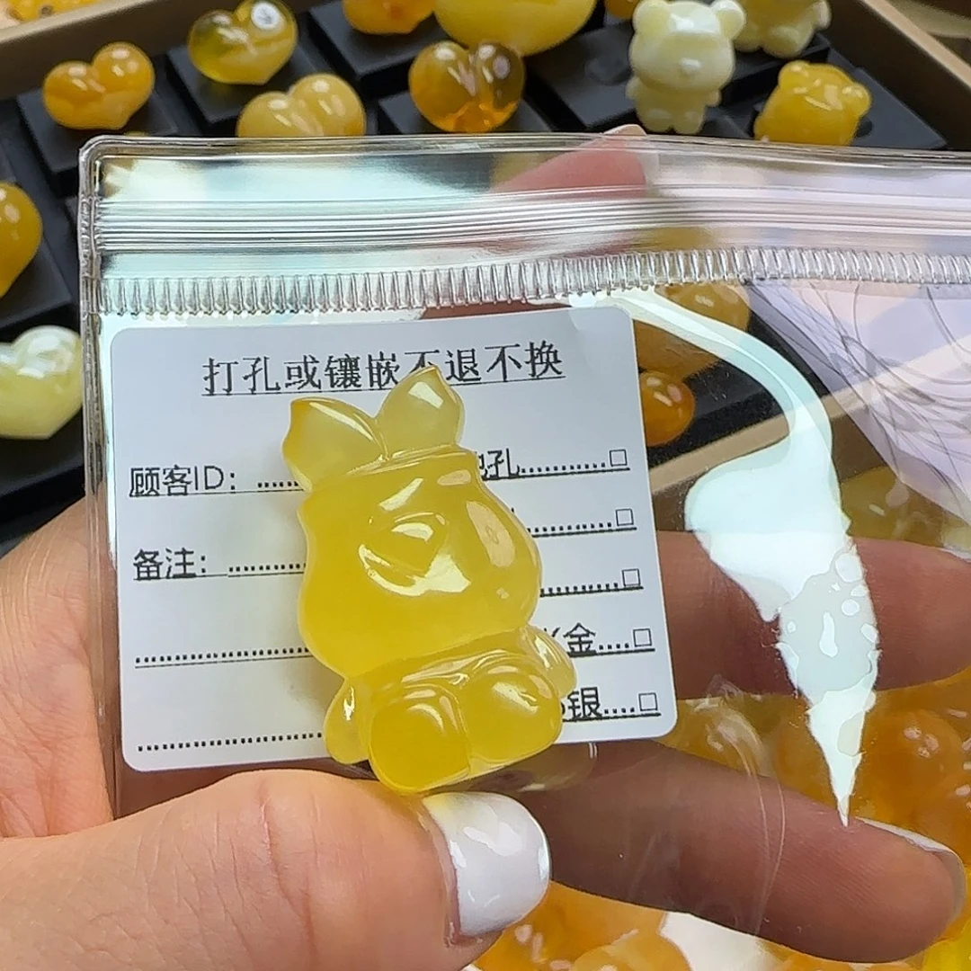 琥珀未镶嵌珠宝奇石