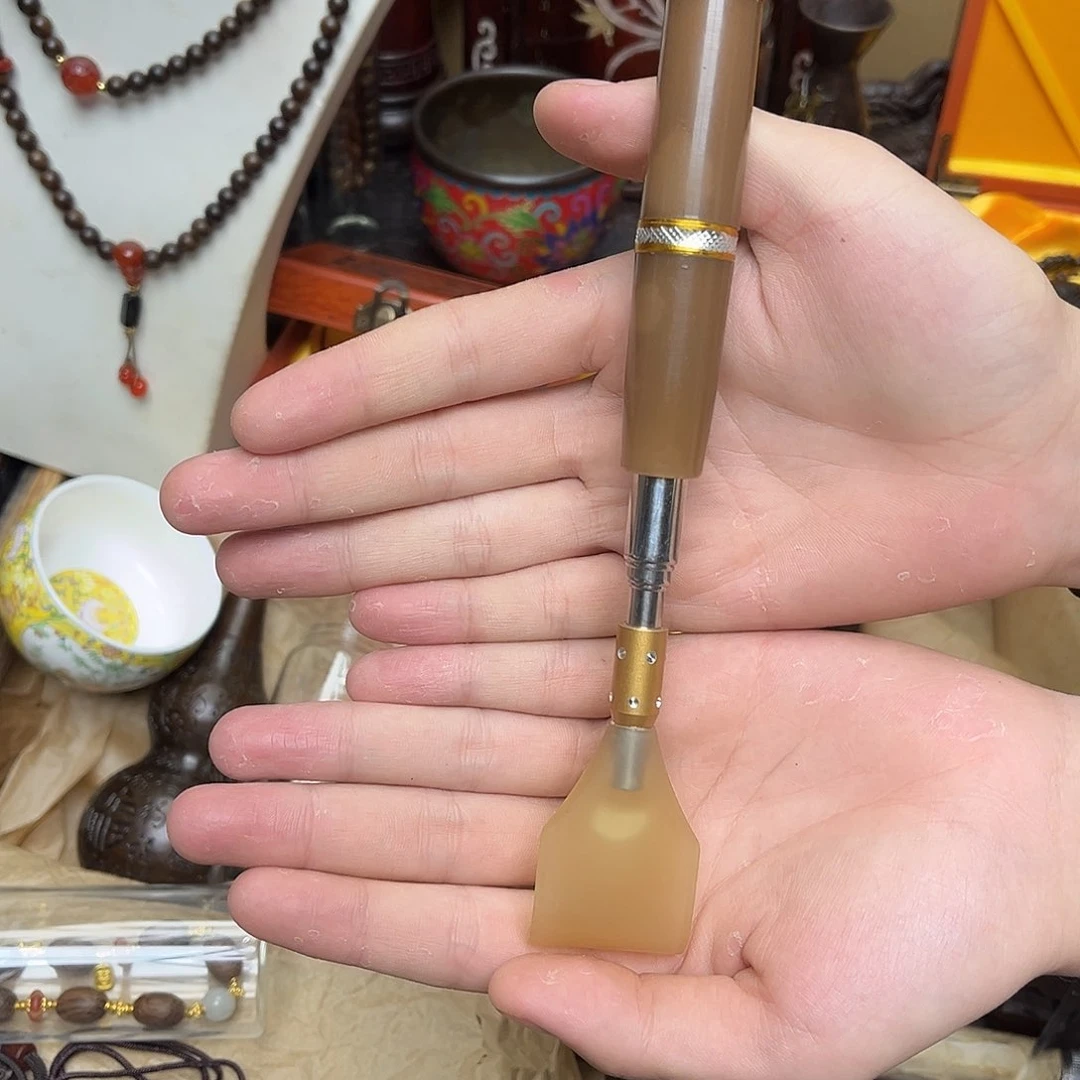 大叶紫檀（黑酸枝木类）