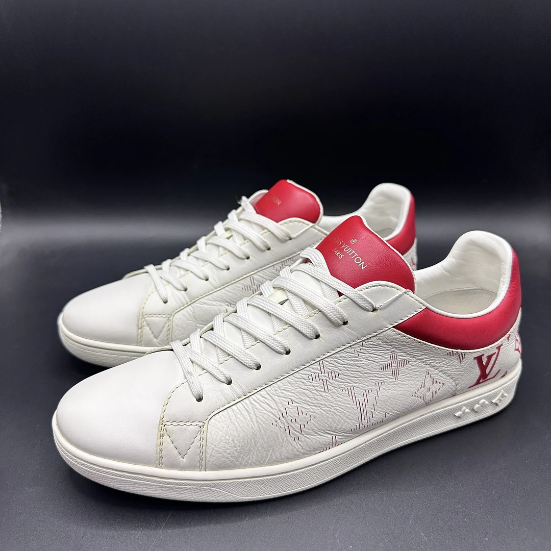 95新 LouisVuitton/路易威登 男士时尚LOGO印花板鞋42码 xh006