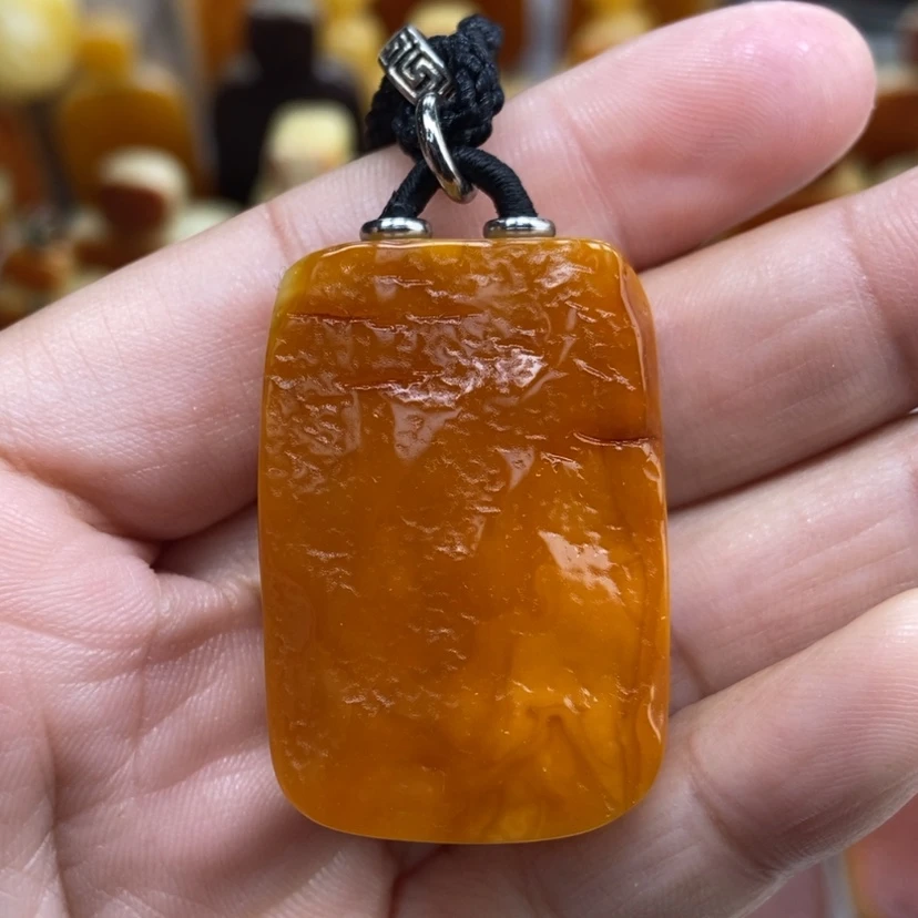 【闪购商品】琥珀颈饰未镶嵌