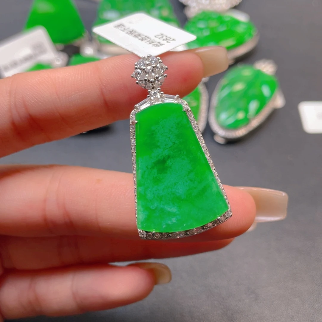 翡翠银S925镶嵌颈饰