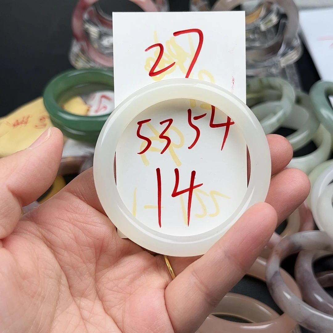 石英质玉未镶嵌手镯27