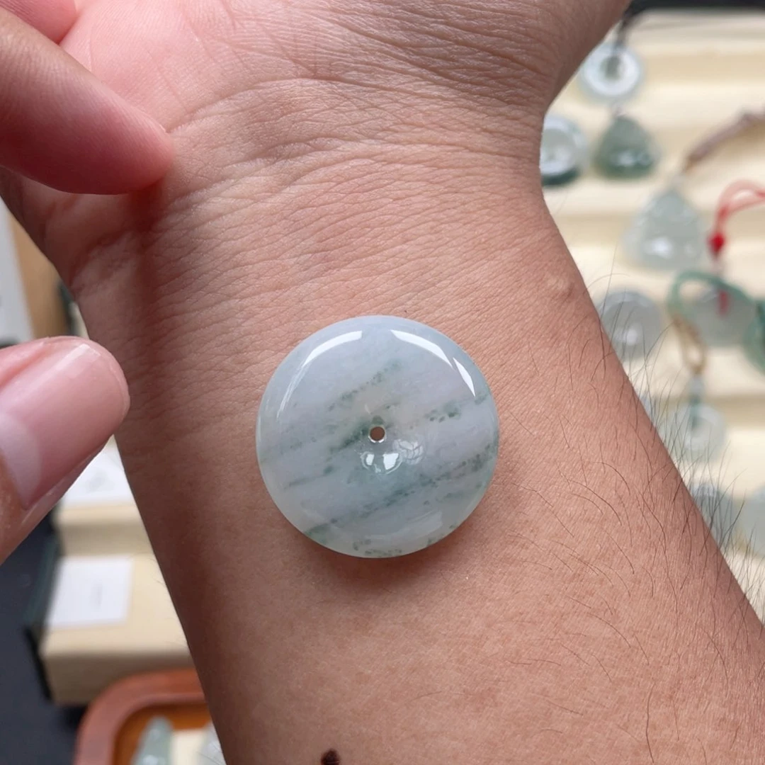 翡翠未镶嵌颈饰26.4/5.8