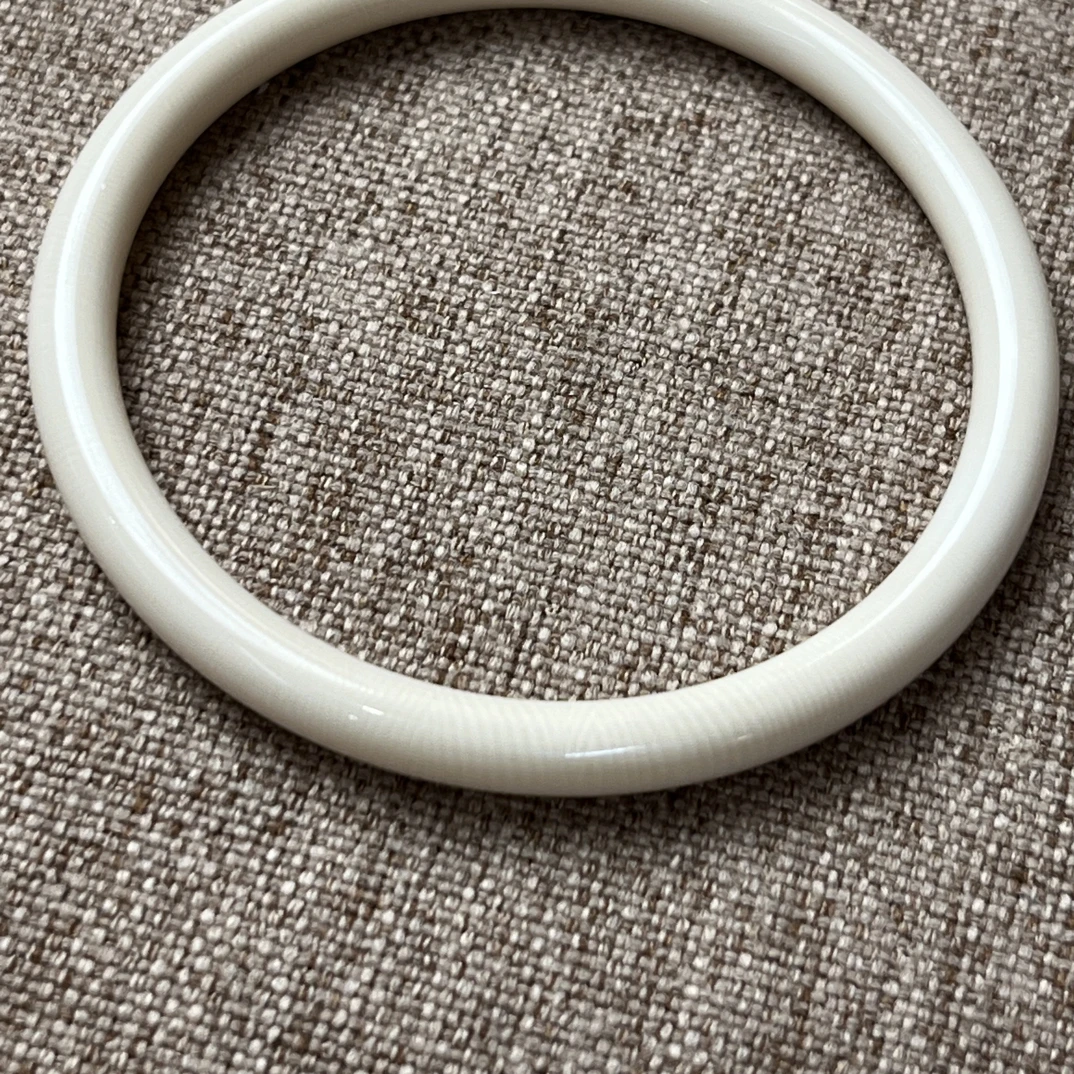 天然冰料猛犸牙满纹0.6圆条女士细条手圈文玩配饰支持鉴定