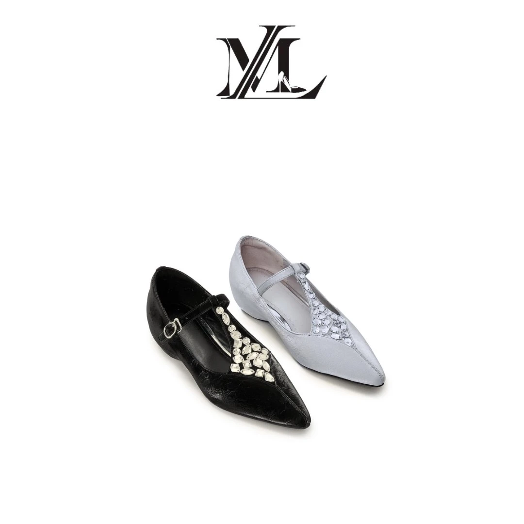 2025新款设计感低跟百搭气质舒适单鞋G880