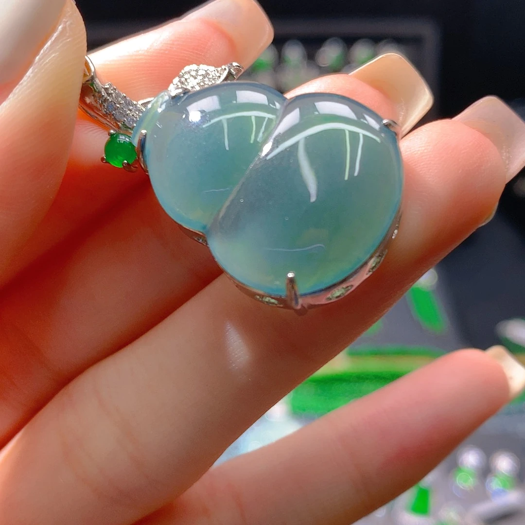 翡翠未镶嵌颈饰天然翡翠