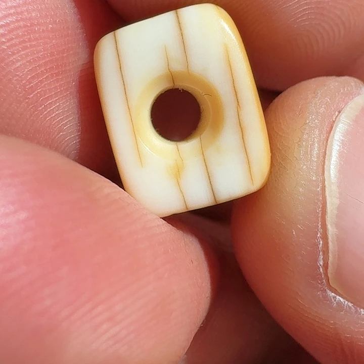 玻璃颈饰雪****雪琉璃珠子