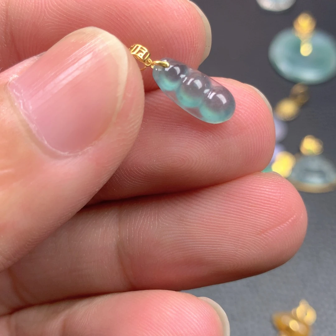 【闪购商品】颈饰18K金镶嵌翡翠翡翠