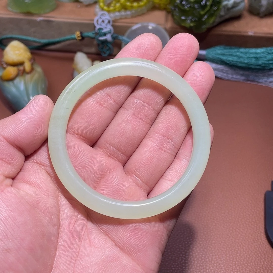 未镶嵌蛇纹石玉珠宝奇石60加口径