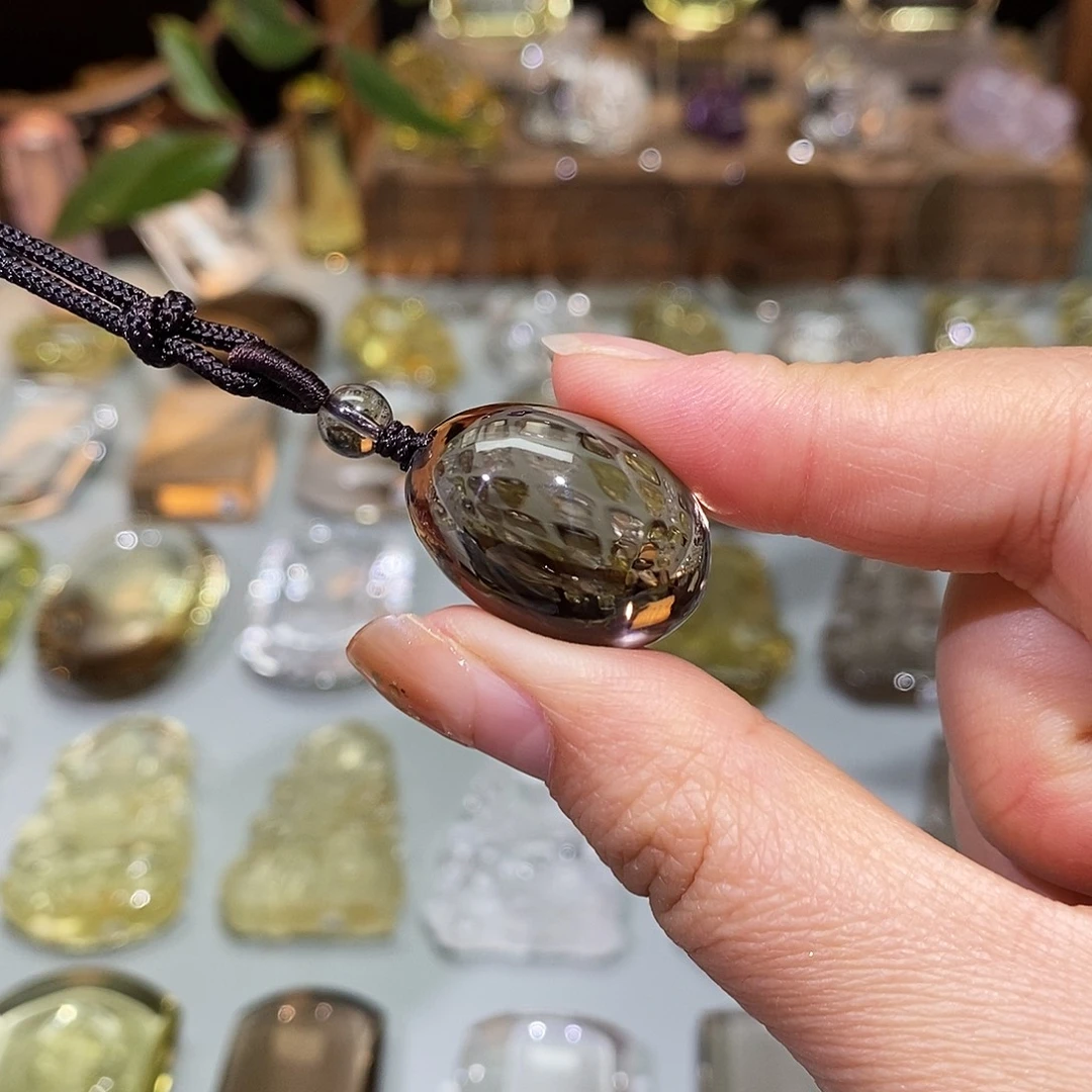 水晶颈饰未镶嵌天然水晶吊坠