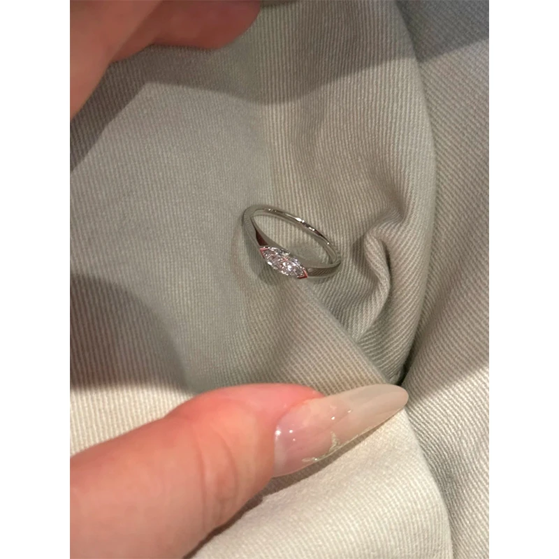 钛钢锆石戒指 复古不掉色戒指轻奢小众高级感马眼钻小尾戒女款