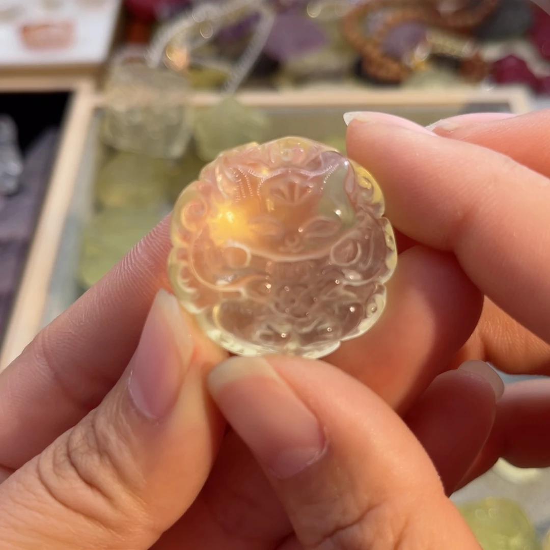 水晶颈饰未镶嵌小**云黄水圆牌修仙20