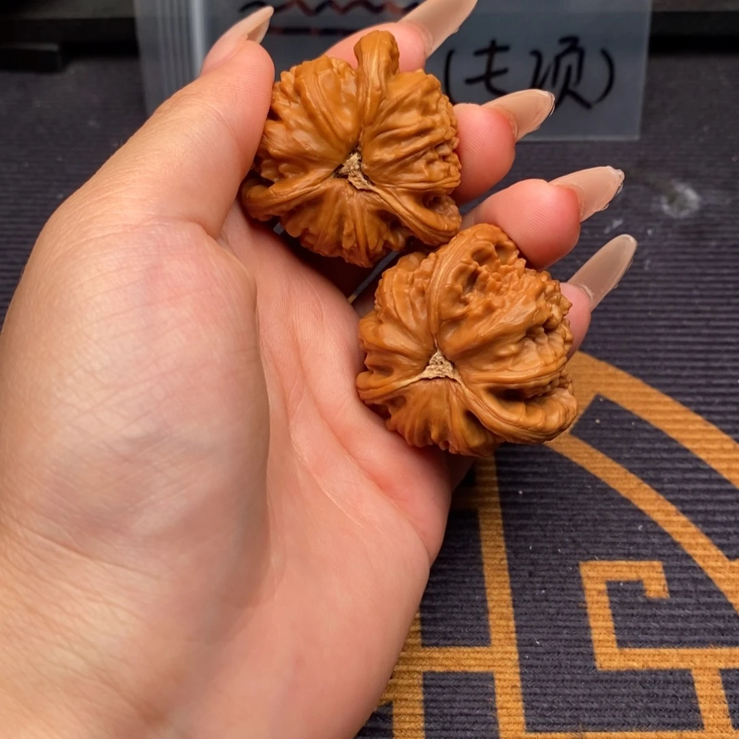 7***7吊坠文玩核桃白狮子