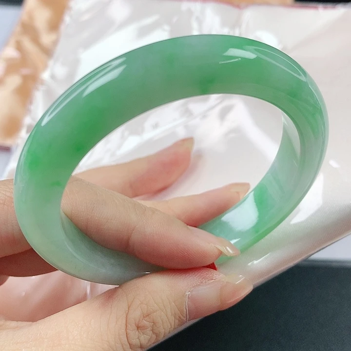 未镶嵌手镯翡翠龙*，771