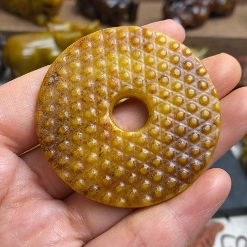 蛇纹石玉未镶嵌颈饰23