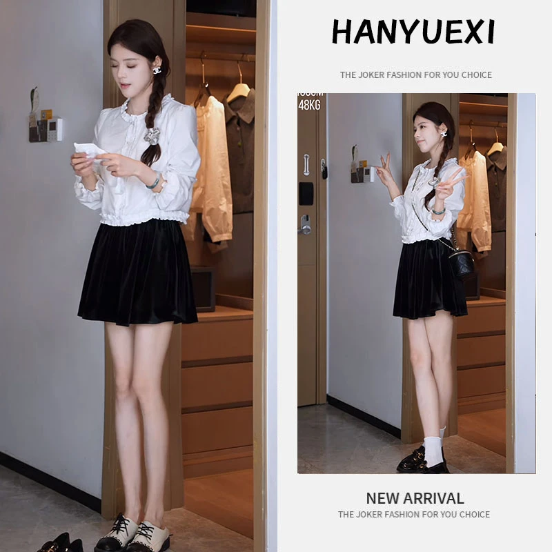 秋季时尚一整套女装2025新款百搭花边长袖衬衫高腰丝绒短裙两件套