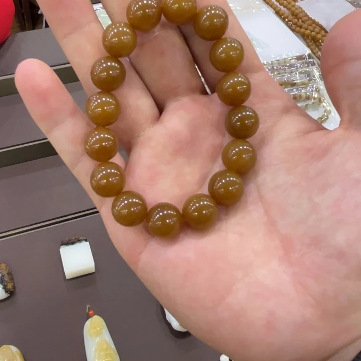 和田玉（糖玉）未镶嵌挂件