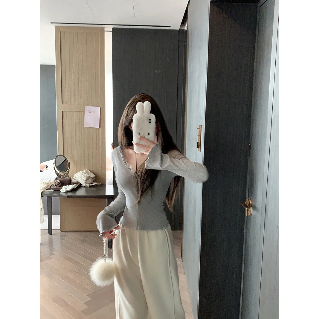 纯欲白色长袖斜肩恤女秋冬辣妹修身露肩打底衫内短款飘带上衣