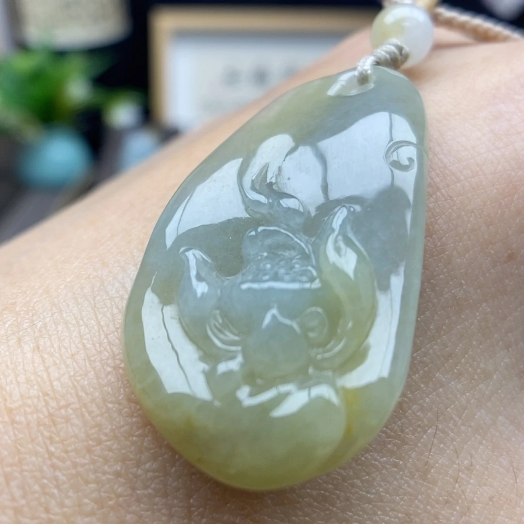 翡翠未镶嵌颈饰吊坠10