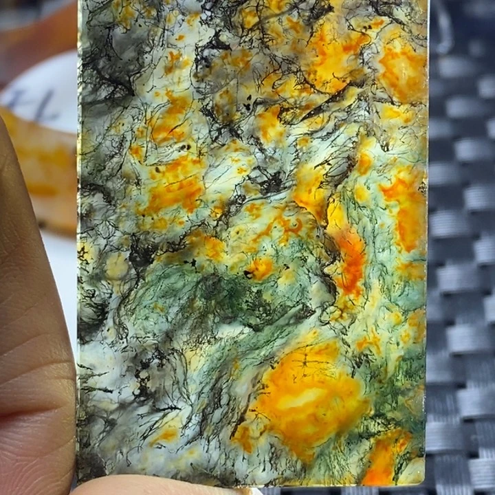 玛瑙/玉髓颈饰足银镀金镶嵌一*