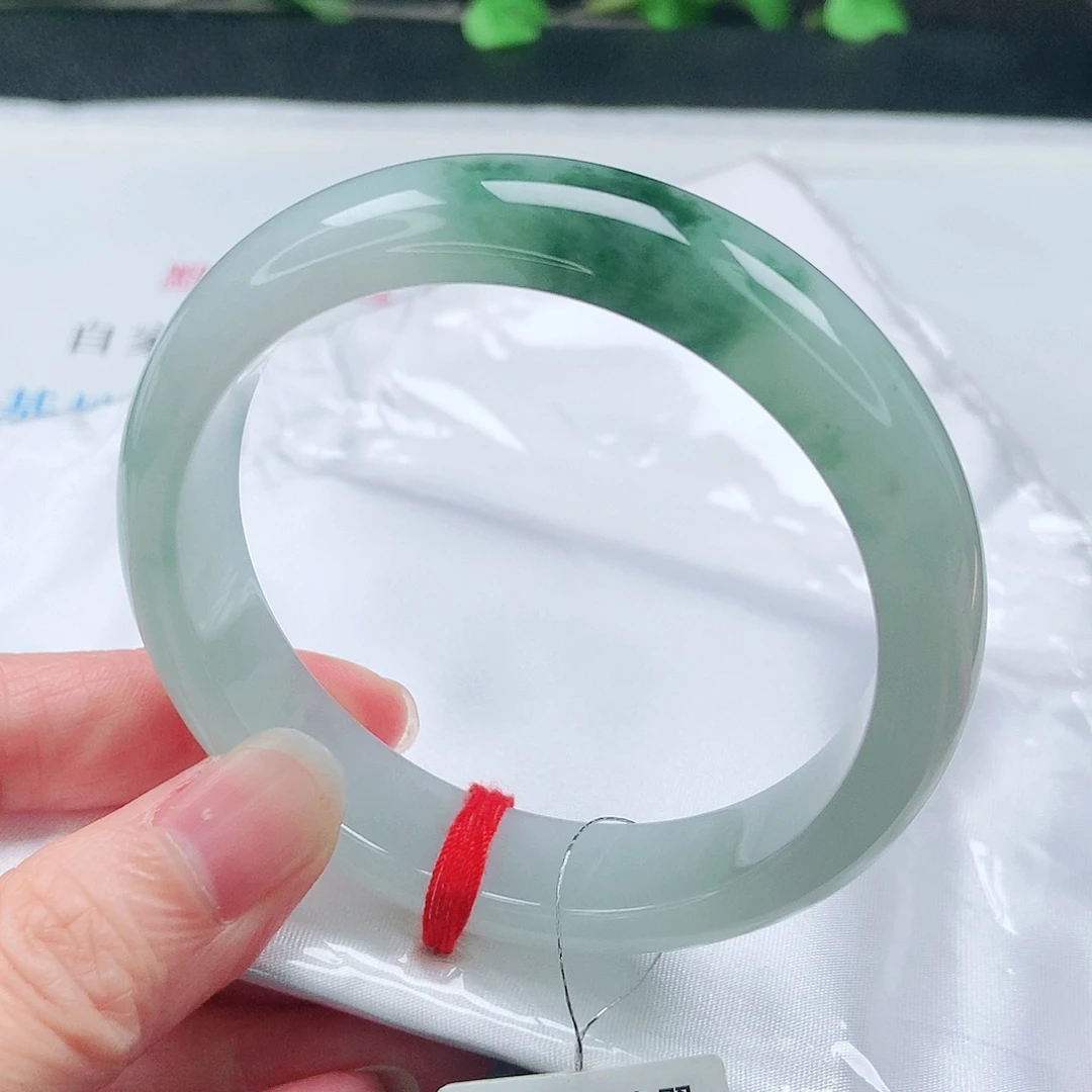 翡翠未镶嵌手镯58圈