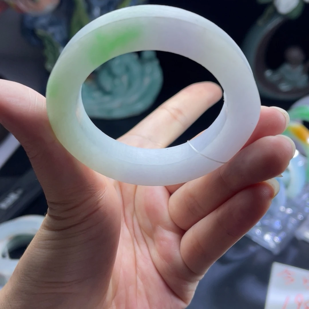 定制翡翠未镶嵌天然翡翠A货手镯