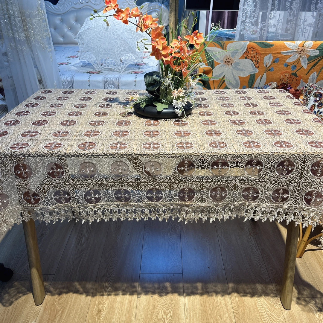 A17-5-1玻璃纱（120*170cm方）米底十字花开镂空盖巾