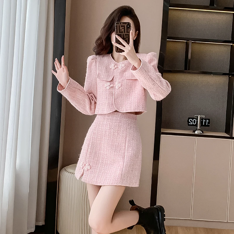 2025秋季新款盘扣轻奢小香风套装高级感小个子半身裙子两件套洋气