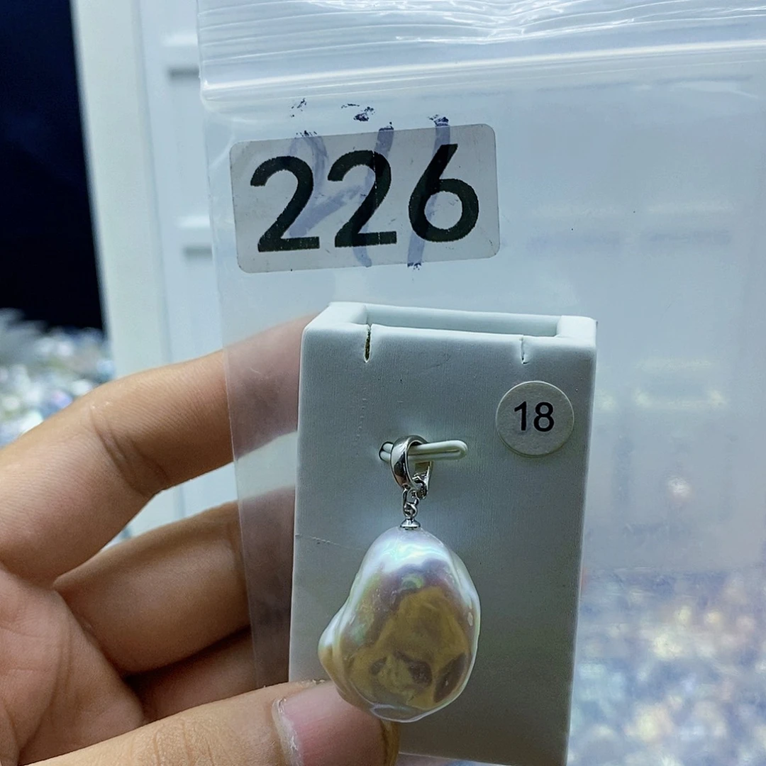 颈饰合金淡水珍珠