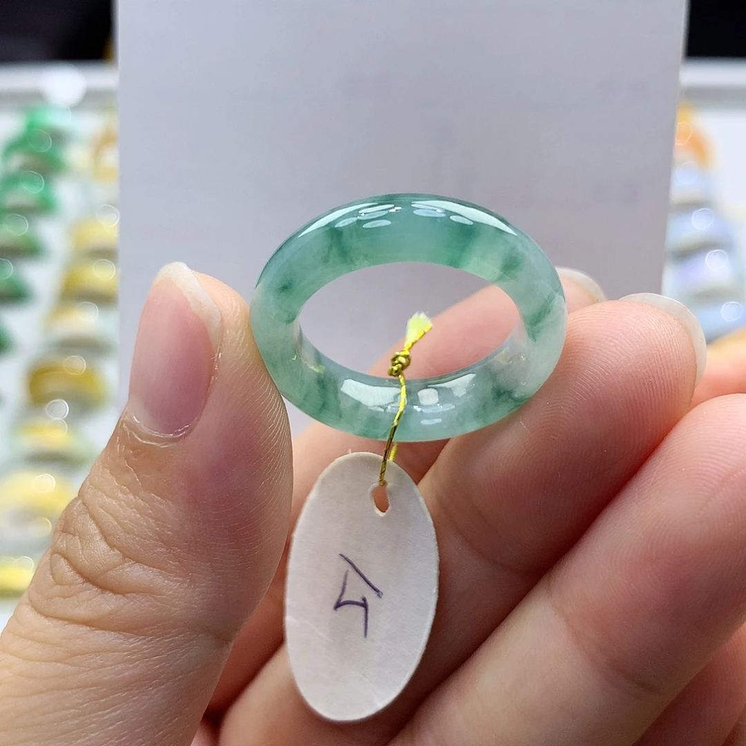 翡翠戒指未镶嵌15圈