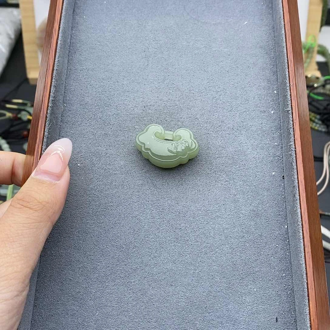 和田玉吊坠(不含链)未镶嵌