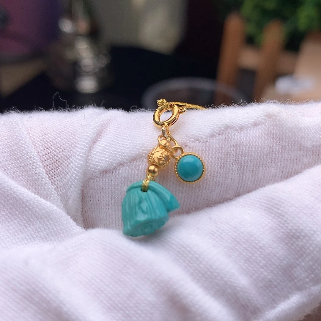 绿松石配饰未镶嵌