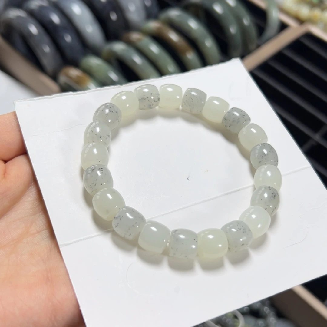 和田玉未镶嵌手串