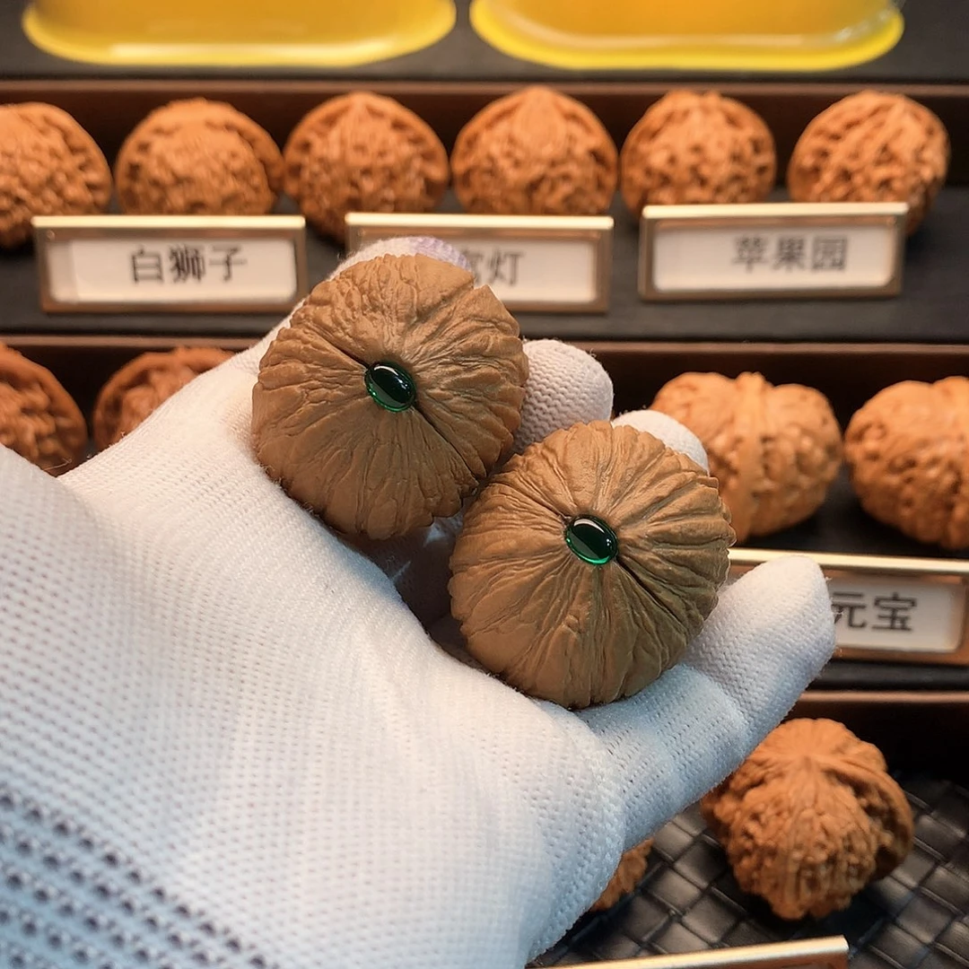 文玩核桃吊坠323号猴头元宝