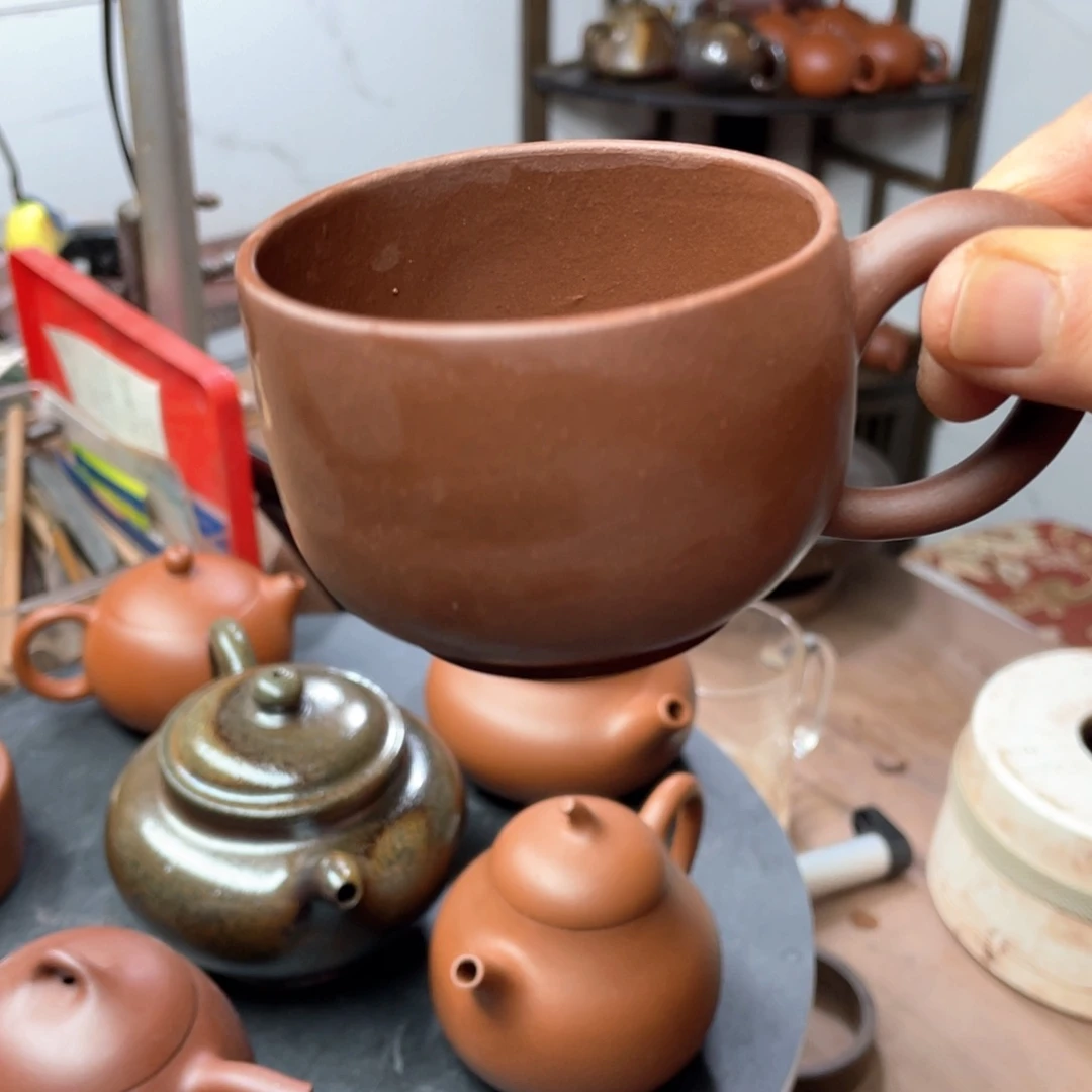 紫砂茶壶夏*华主人杯，底槽青