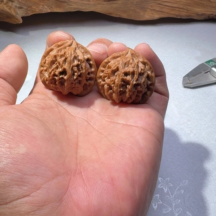 吊坠文玩核桃36一代宫灯