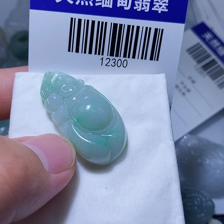 曲***波翡翠未镶嵌颈饰天光墟翡翠市场现金代购