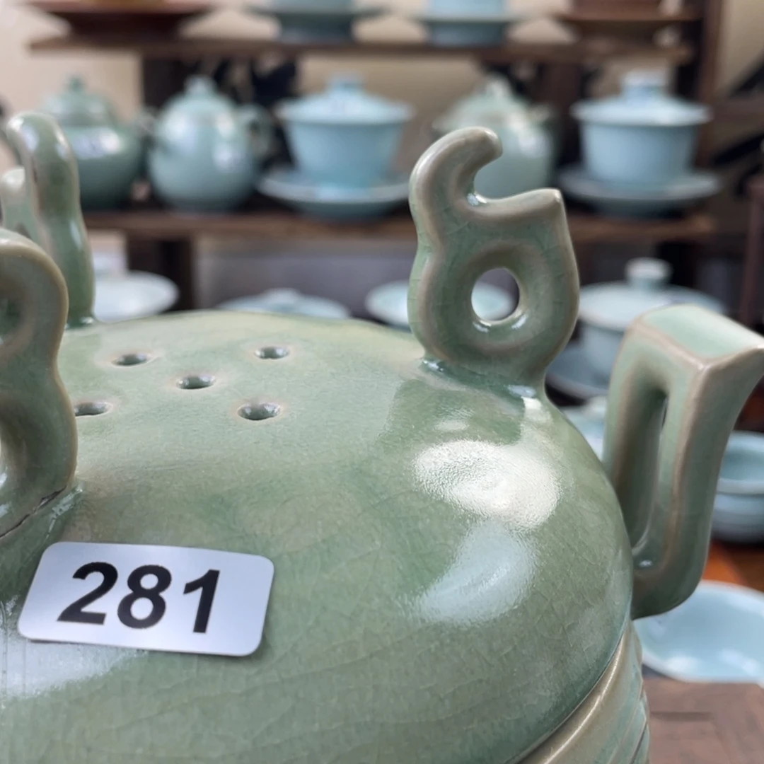 潇***月瑕疵281好～～～～～……瑕疵