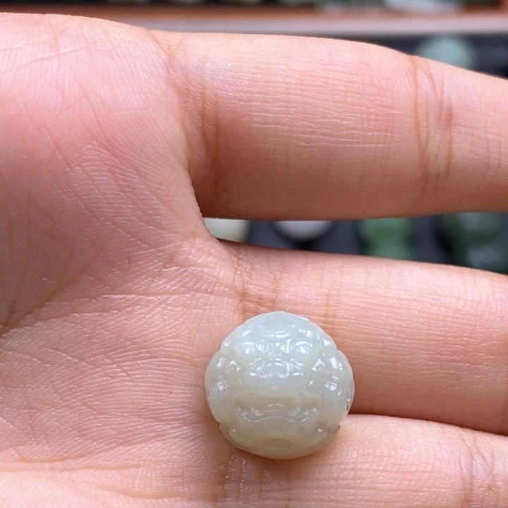 和田玉未镶嵌珠宝半成品