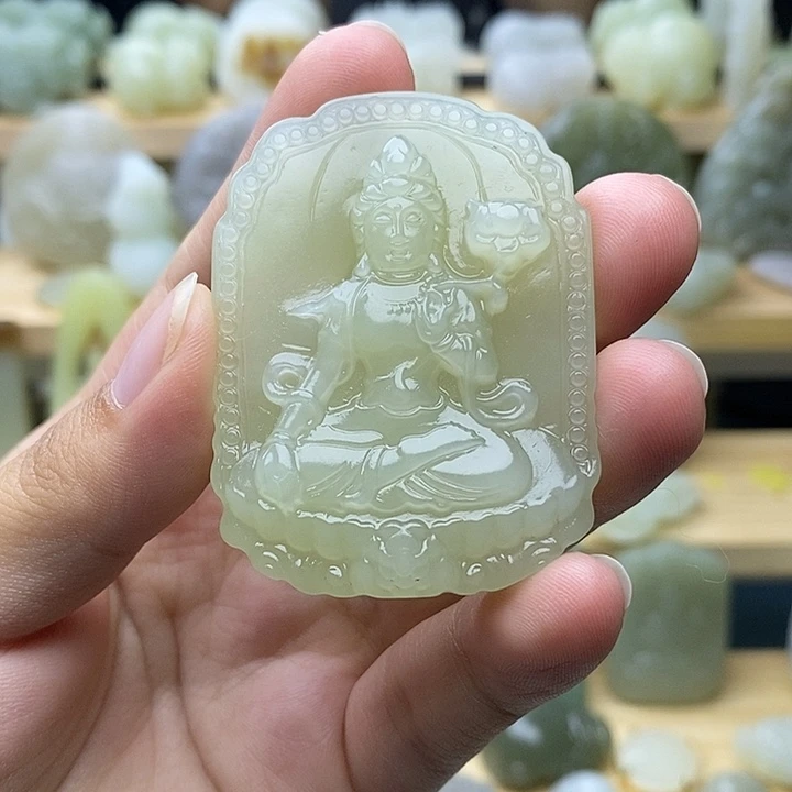 未镶嵌和田玉挂件