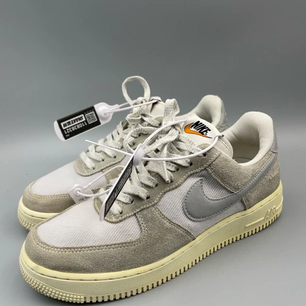 40.5码255二手正品Nike 空军一号 轻便板鞋 潮鞋1199