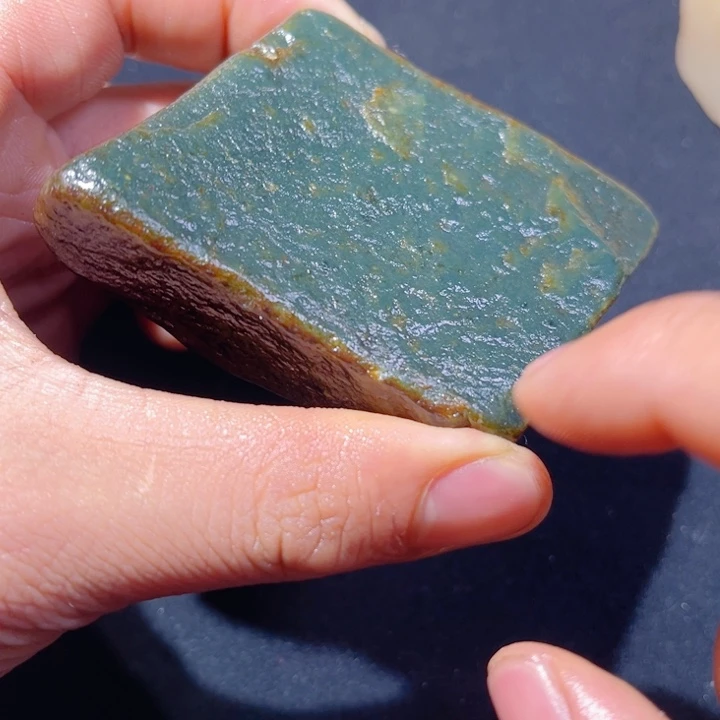 和田玉未镶嵌珠宝奇石